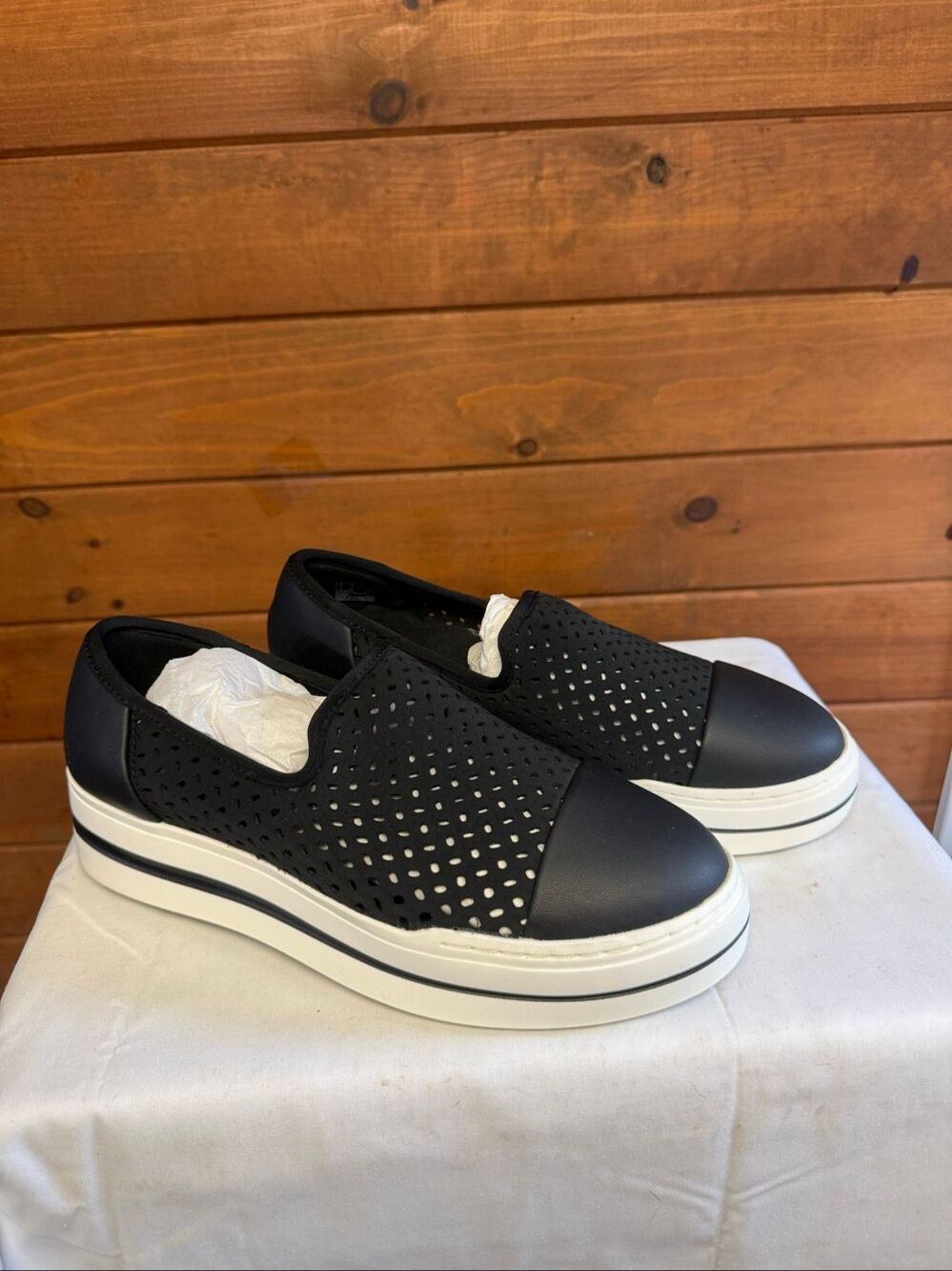 Clarks Cloudsteppers Women's Audreigh Star Slip-On Shoes black Sz 10 NWOB